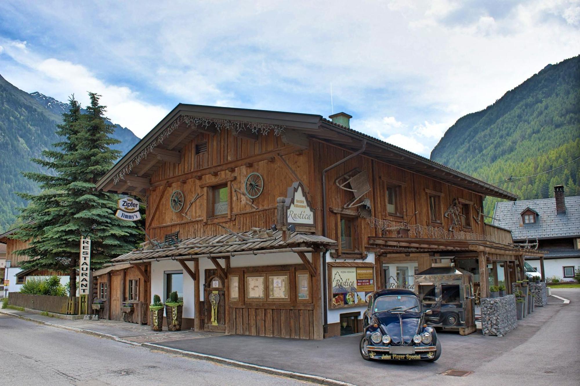 Ferienwohnungen Rustica Langenfeld Exterior photo