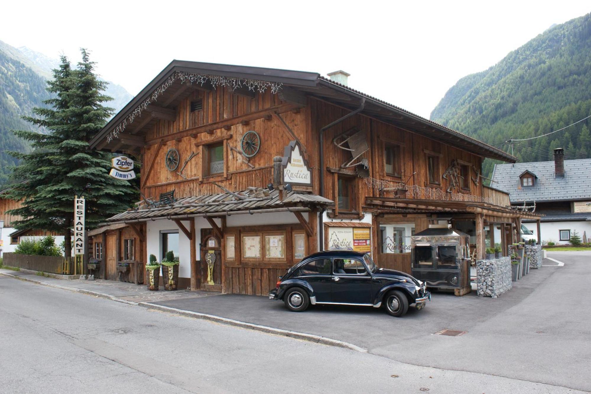 Ferienwohnungen Rustica Langenfeld Exterior photo